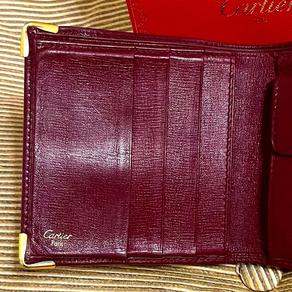 Cartier Bordeaux Unisex Must de Cartier Bifold Wallet - Picture 13 of 16